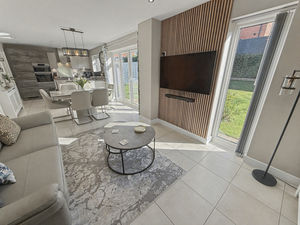 Photo 7- click for photo gallery